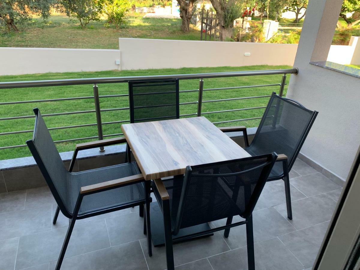 Castella Appartement Vourvourou